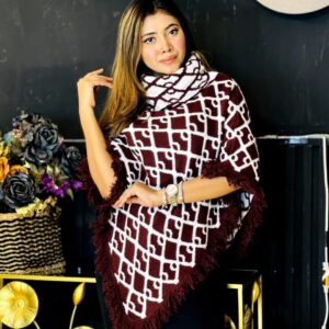 পঞ্চ সুযেটার মেরুন